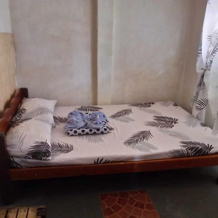 Shalom Camp Hotel Ел Нидо Екстериор снимка
